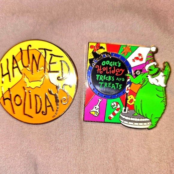 Disney Disneyland NBC Haunted Mansion Holiday Oogie Boogie Tricks & Treats Pin - Picture 1 of 2